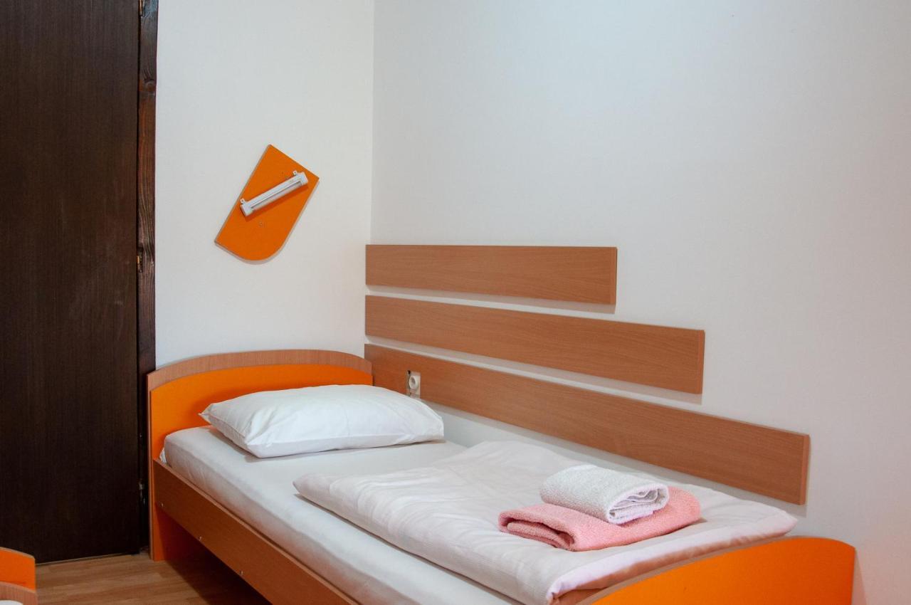 Apartmani Zvirac Soko Banja Exterior photo